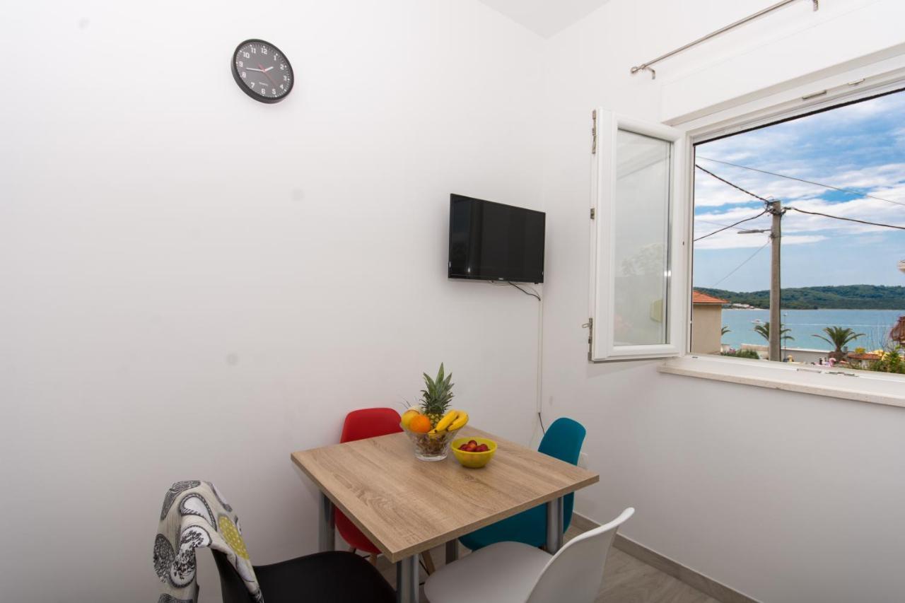 Apartments Ploka Okrug Gornji Exterior foto